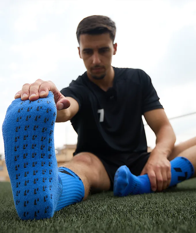 N1 PRO Grip Socks - Image 23